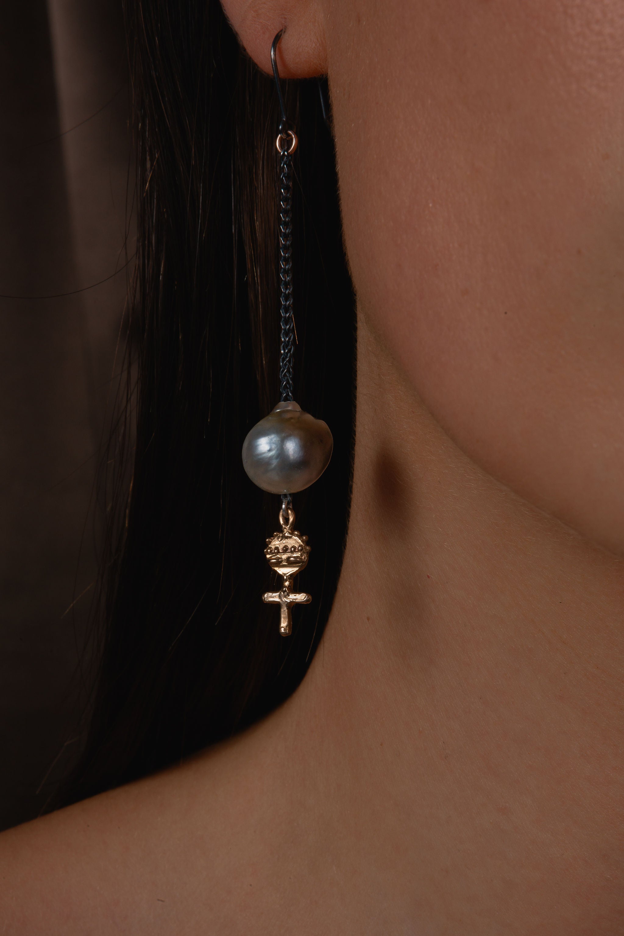 Baron Earrings #01 with Ashanti dolls – Sable Noir